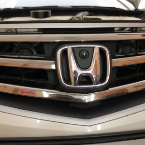 Установка камеры переднего вида для Honda Accord 