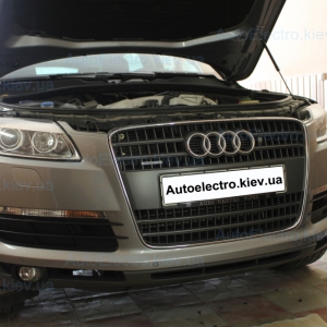 Установка штатных дневных ходовых огней на Audi Q7 с функцией поворотников