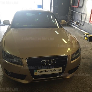 Audi A5 2008 г.в. - установка зеркала видеорегистратора